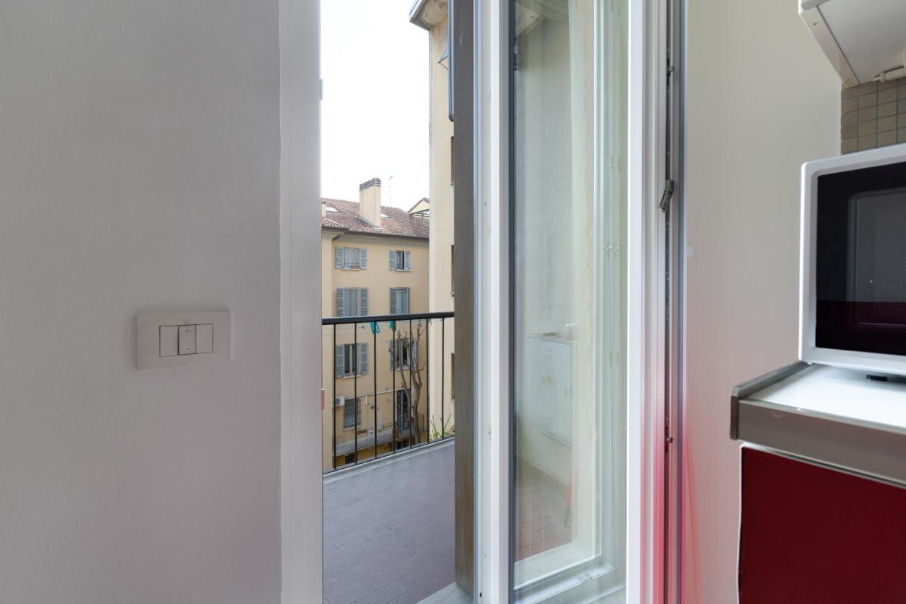 Апартаменты Cozy Apt With Balcony - Mm2 Sant'Agostino Милан Экстерьер фото